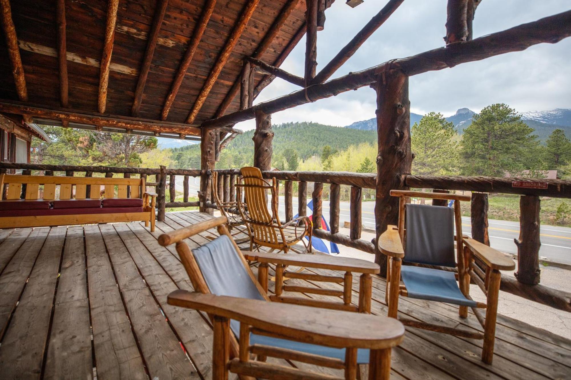 The Meeker Park Lodge Allenspark Bagian luar foto