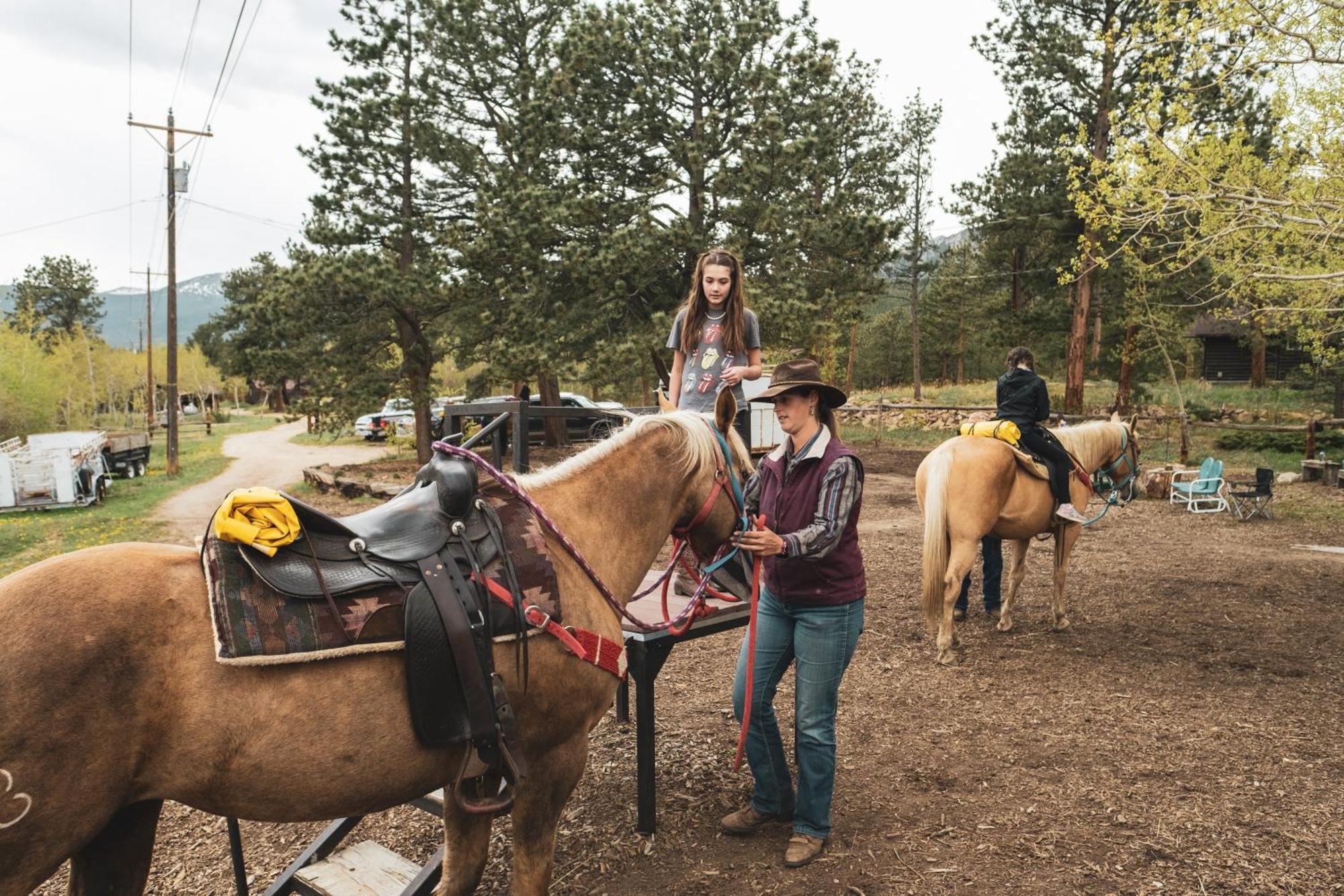 The Meeker Park Lodge Allenspark Bagian luar foto